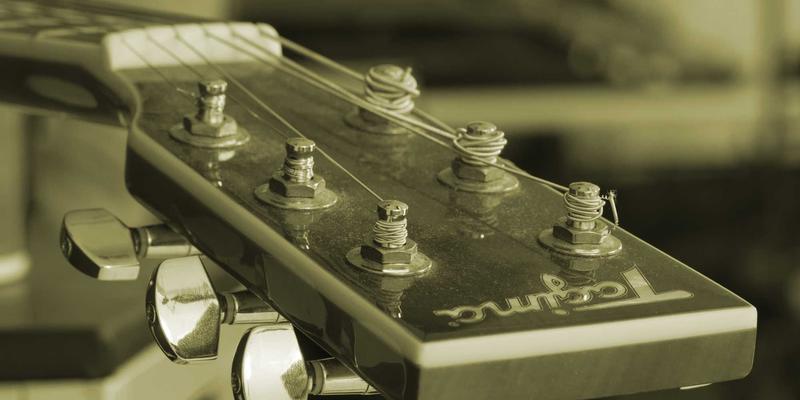 FX167外汇市场实战指南：如何运用波动率曲面与希腊字母进行期权风险管理