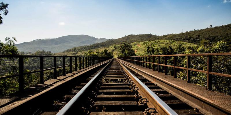 金融投资新视野：解析外汇交易优势与FX167市场分析工具的价值